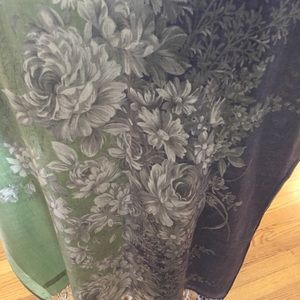 Scraf. Beautiful color contrast